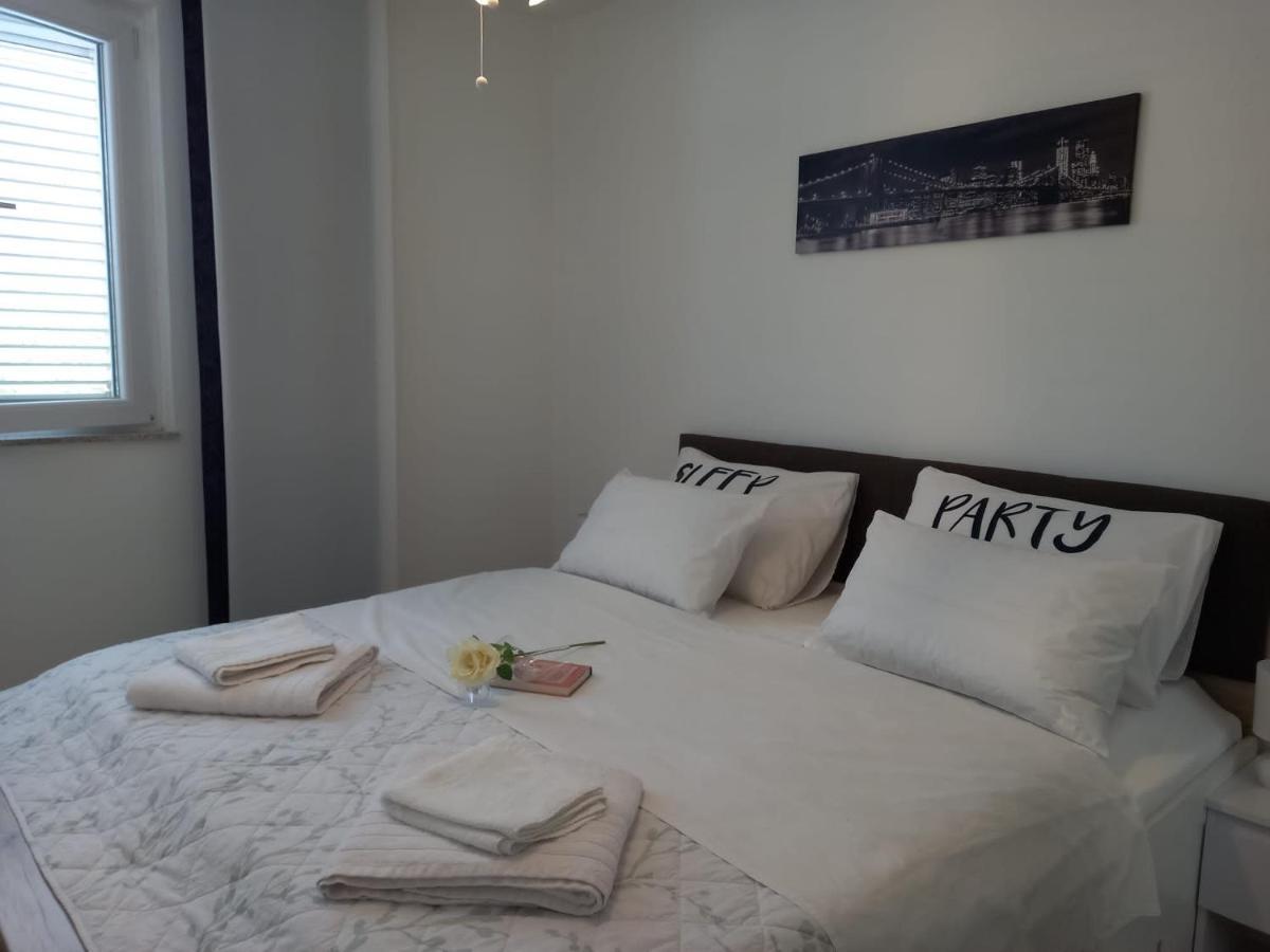Apartman Zara Екстериор снимка
